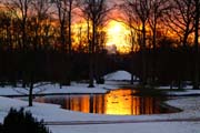 Winter und Sonnenuntergang im Queen-Auguste-Victoria-Park