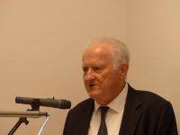 Stifter Volker Homann