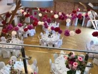 Traum-Hochzeiten: Rocco und Nicole Leone bitten zum Fest der Liebe in den fürstlichen Gutshof von Umkirch.